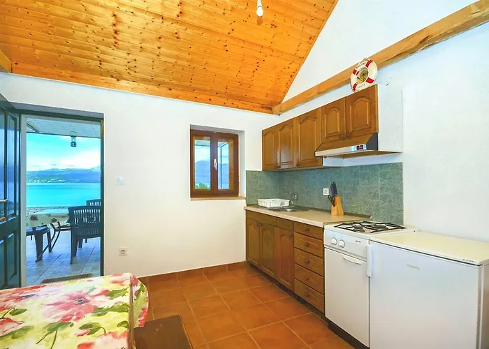 House Krunoslav * Postira